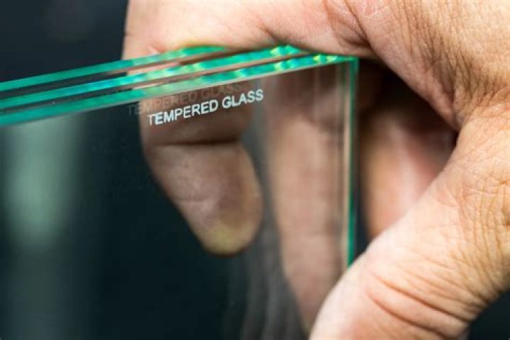 How hot can tempered glass get?