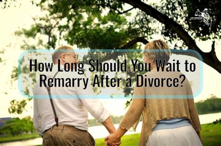 How many divorcees remarry their ex?