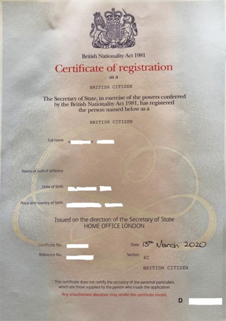 What documents prove UK citizenship?